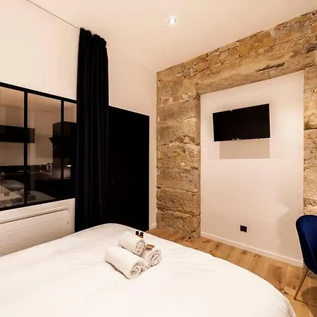 70m2 De Pur Bonheur En Plein Centre - Rhone Ail *
