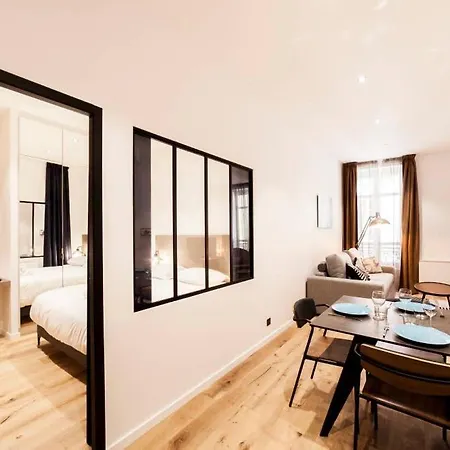 70m2 De Pur Bonheur En Plein Centre - Rhone Ail アパート