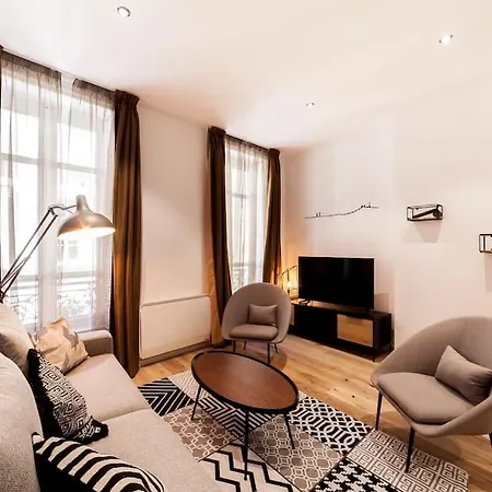 70m2 De Pur Bonheur En Plein Centre - Rhone Ail *